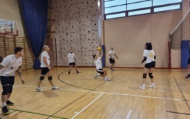 Gminny Turniej Piłki Siatkowej o Puchar W&oacute;jta Gminy Gniewino za nami 15