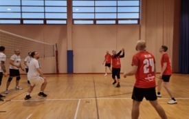 Gminny Turniej Piłki Siatkowej o Puchar W&oacute;jta Gminy Gniewino za nami 35
